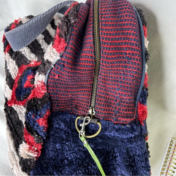 Love Binetti Joan Jett Striped Tote Bag, Missing Shoulder Strap & Zipper Pull - Picture 7 of 8